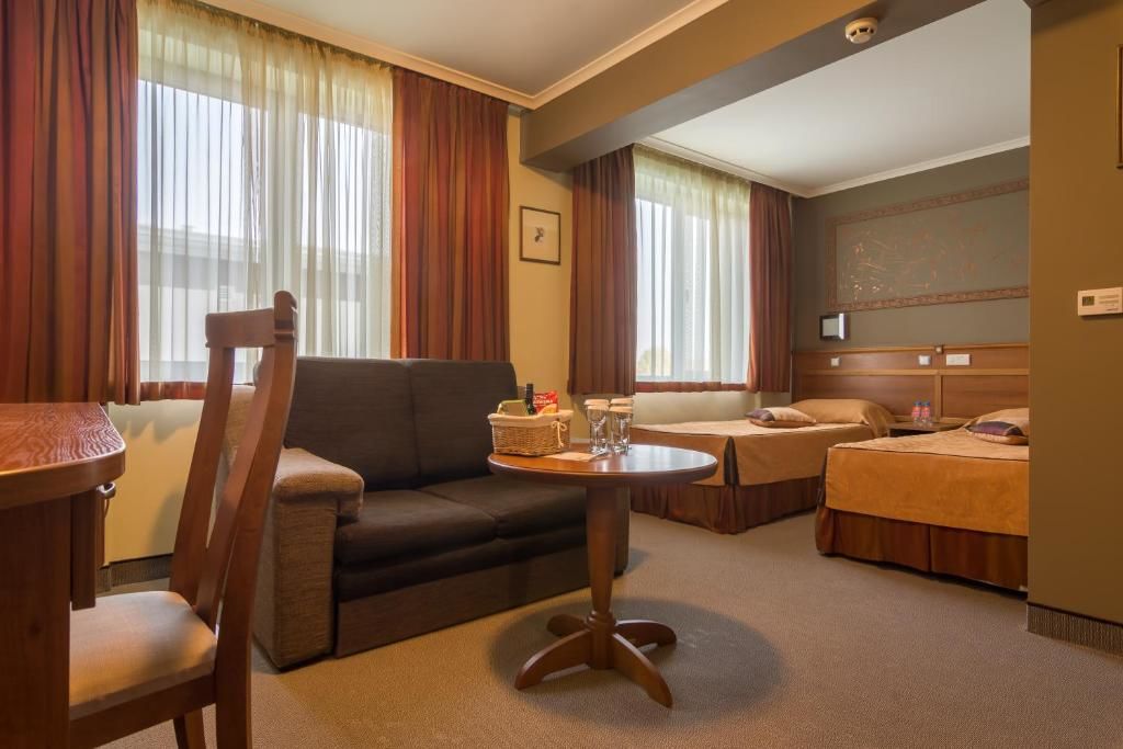 Отель Diplomat Plaza Hotel & Resort Луковит-55